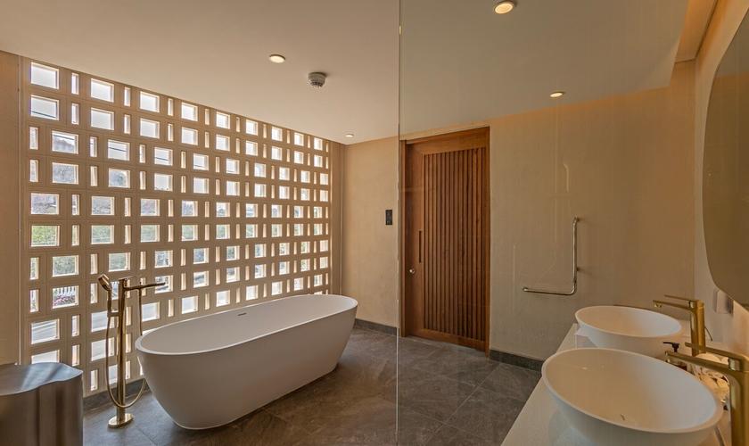 Mountain Grand Deluxe Hotel Riva Hua Hin Mountain Grand Deluxe Hotel Riva Hua Hin