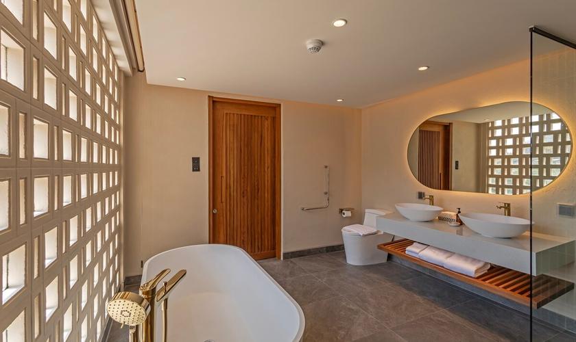 Mountain Grand Deluxe Hotel Riva Hua Hin Mountain Grand Deluxe Hotel Riva Hua Hin
