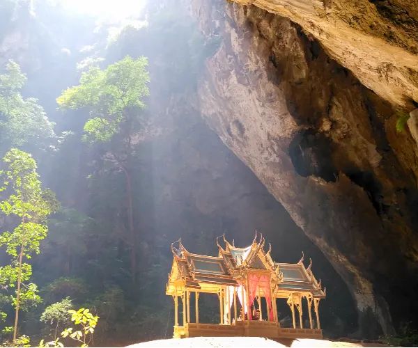 Phraya Nakhon Cave Hotel Riva Hua Hin