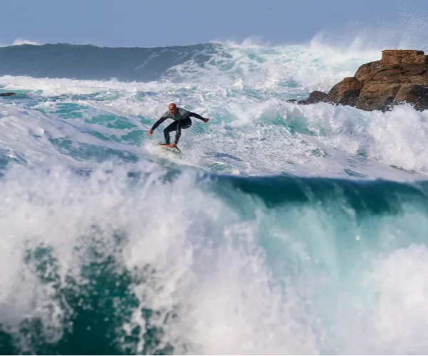 Kite surfing (best season: Nov–Feb) Hotel Riva Hua Hin